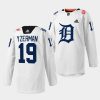 steve yzerman red wings white 2023drw tigers night lca specialty jersey