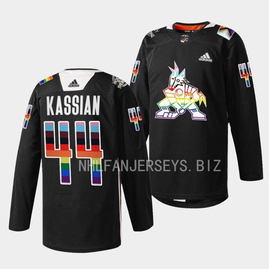 zack kassian coyotes warm up 2023pride night black jersey